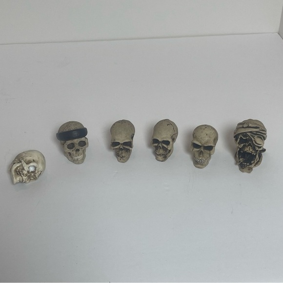 Other - Spooky Halloween Skull Design Mini Trinket Set
